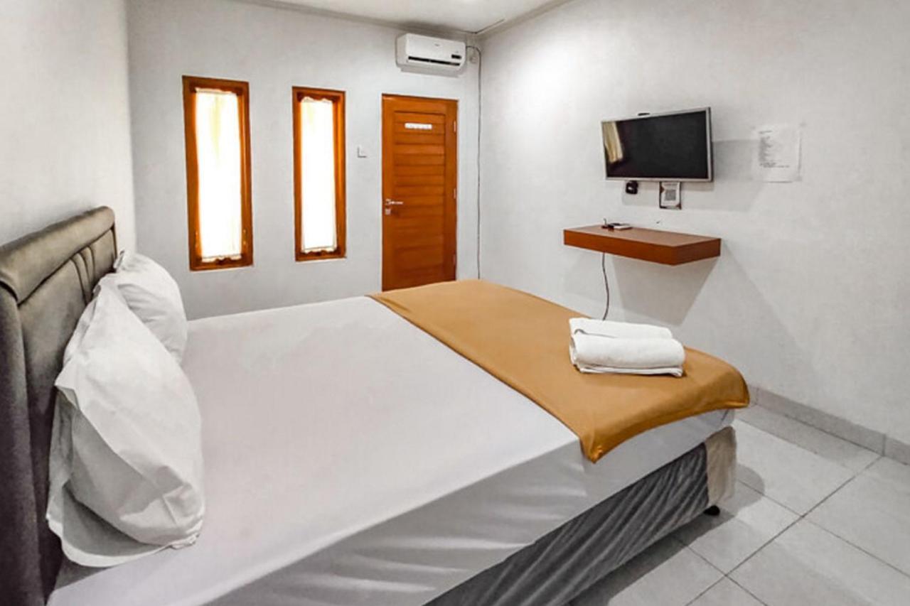 Pondok Sariqu Sunset Road Redpartner Legian (Bali) Exterior photo